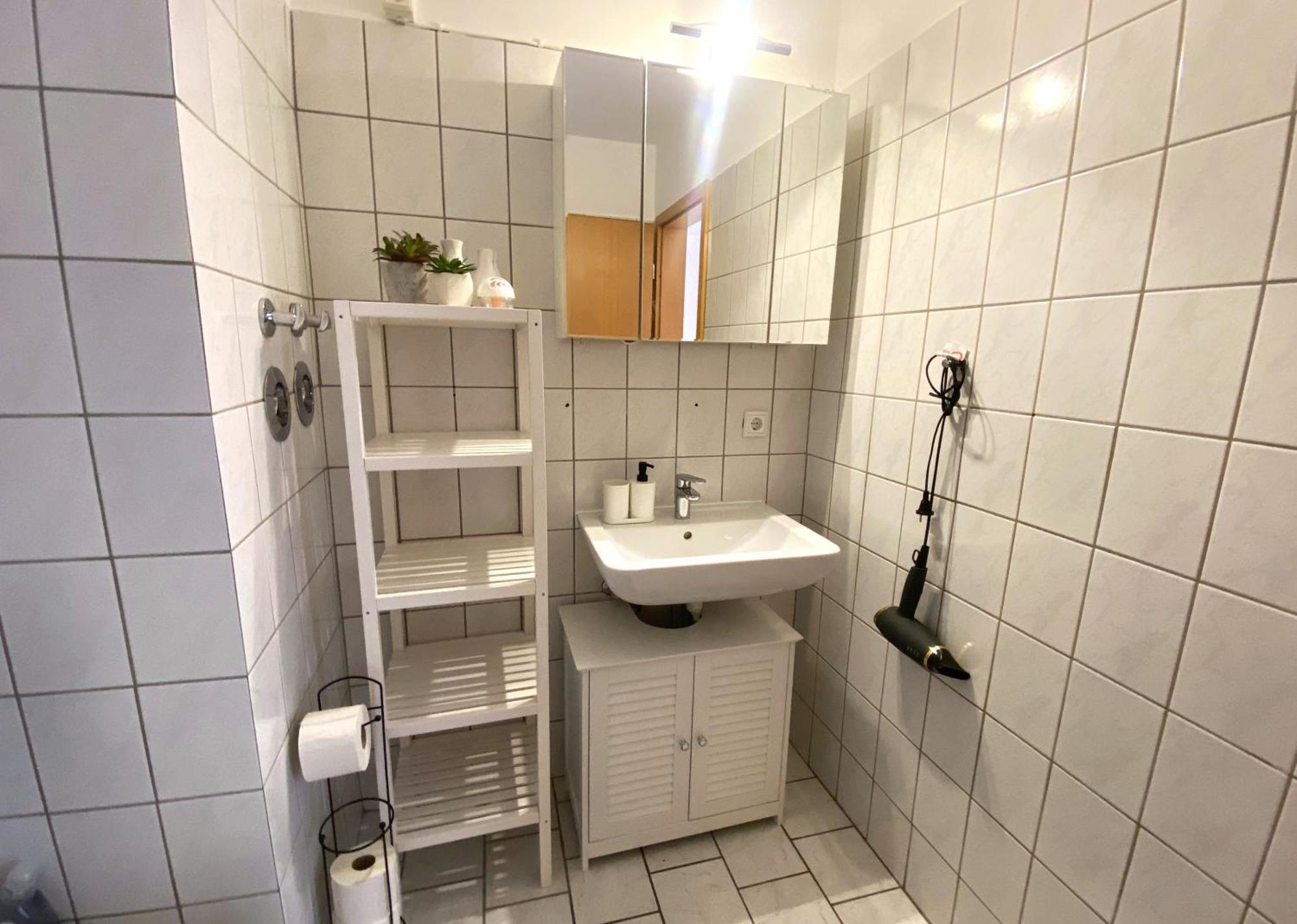 Schoelerberg Apartment Mit Tiefgaragenparkplatz Und Kingsize-Bett Оснабрюк Екстер'єр фото
